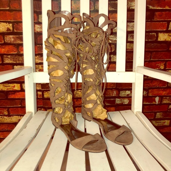 Breckelle's Shoes - Size 10 Breckelle's Gladiator Sandals